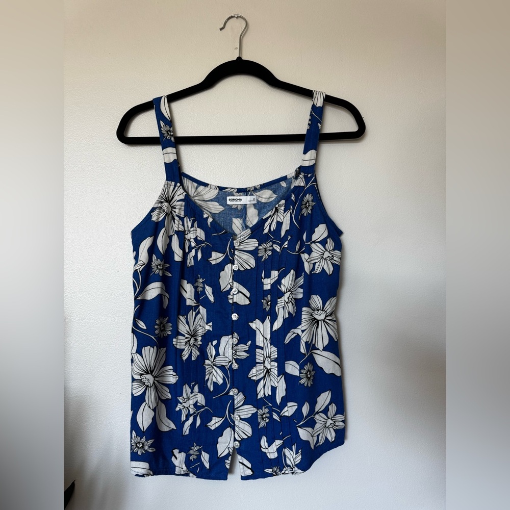 Women’s Tank- NWOT